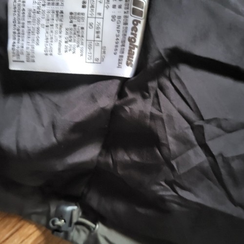Dark Khaki Berghaus Puffer Jacket Fur Hooded Mid-length Age 15 Teenager Unisex - Picture 15 of 17