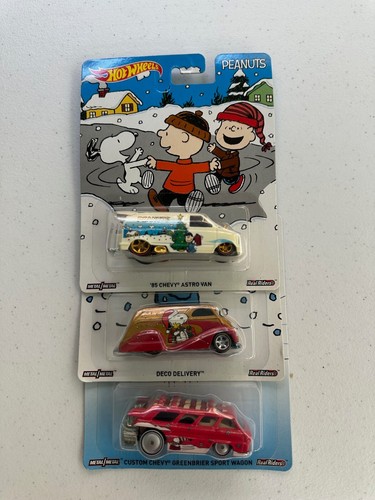 Hot Wheels Peanuts Series 2016 – Deco Delivery – Bus Doré 1:64 – Édition Spéciale Neuve Avec Protecteur Offert