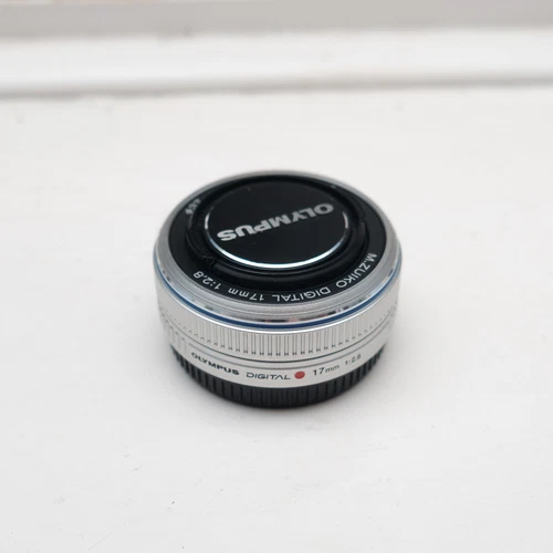 Olympus M.Zuiko Digital 17mm f/2.8 Pancake Micro Four Thirds M43 MFT Lens Silver - Picture 5 of 8