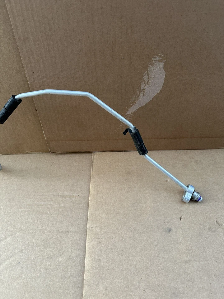 2016 - 2023 Porsche Cayman Boxster 911 718 напорный шланг линия переменного тока 991-573-108-03 - Изображение 3 из 4