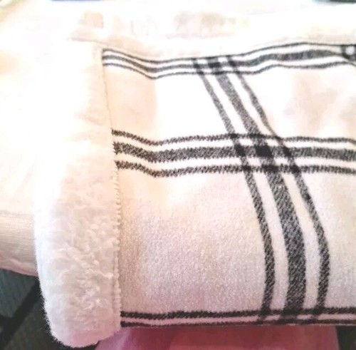 Rachel Ashwell The Farmhouse Plaid Flannel & Fleece Throw Blanket 48×60 - Picture 11 of 12