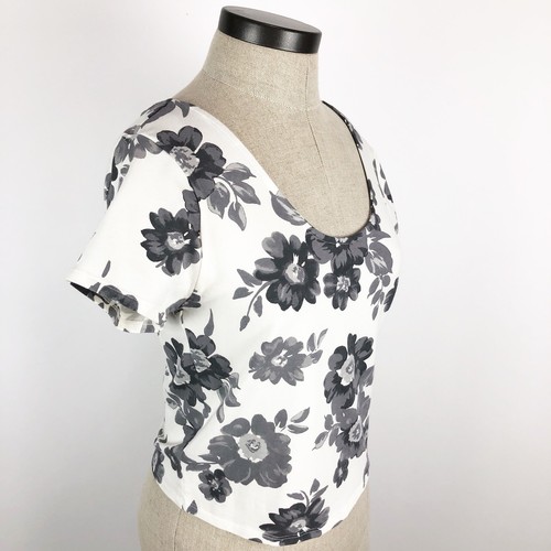 Prince & Fox Aeropostale Top Juniors Size XL Cropped White Gray Floral Print NWT - Picture 4 of 8