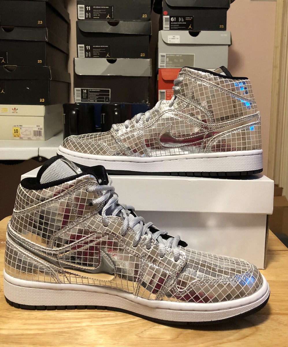 ウィメンズ Nike Air Jordan 1 Mid SE Disco llic Silver(W) Nike Women's Air Jordan 1 Mid SE Disco Metallic Silver