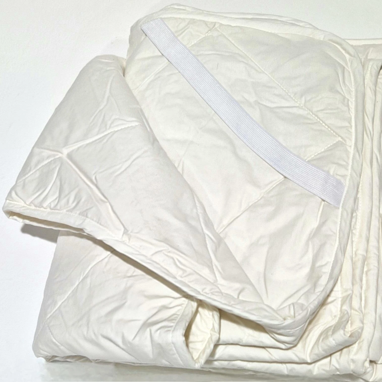 Premium Wool Mattress Topper - Deep Fitting Comfort, Off Sizes CLEARENCE
Opens in a new window or ta