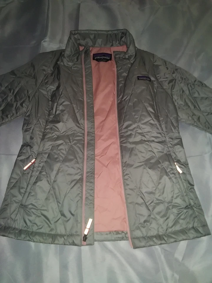 Chaqueta Patagonia Niña XL 14 Gris Rosa Puffer Abrigo Acolchado Aislado Cremallera Completa Foto 4 de 4