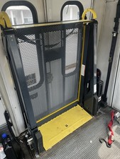 Ricon Wheelchair Lift Hydraulic Lift Model S5505 Heavy Duty Commercial Lift Ricon Wheelchair Lift Hydraulic Lift Model S5505 Heavy Duty Commercial Lift