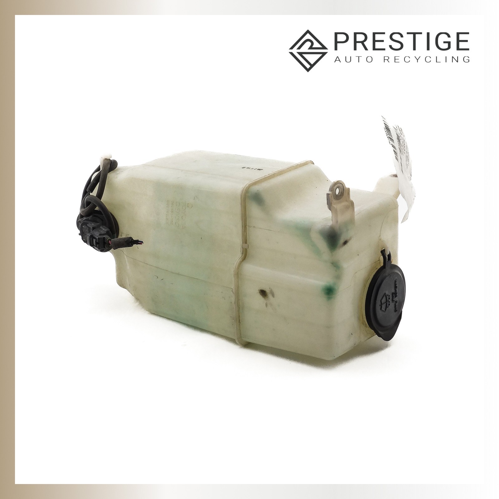 2005-2016 TOYOTA TACOMA Windshield Washer Fluid Reservoir Bottle 85315-04090 OEM