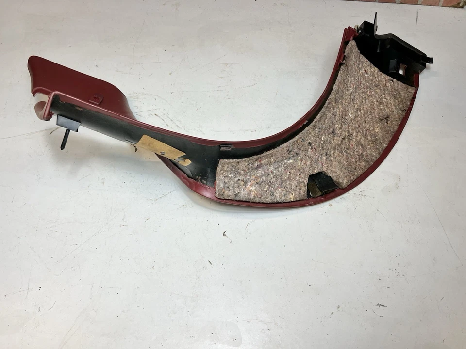 Buick Reatta 1988-1991 cupé pasajero derecho trasero panel de ajuste de vela superior rojo Burg Foto 4 de 4