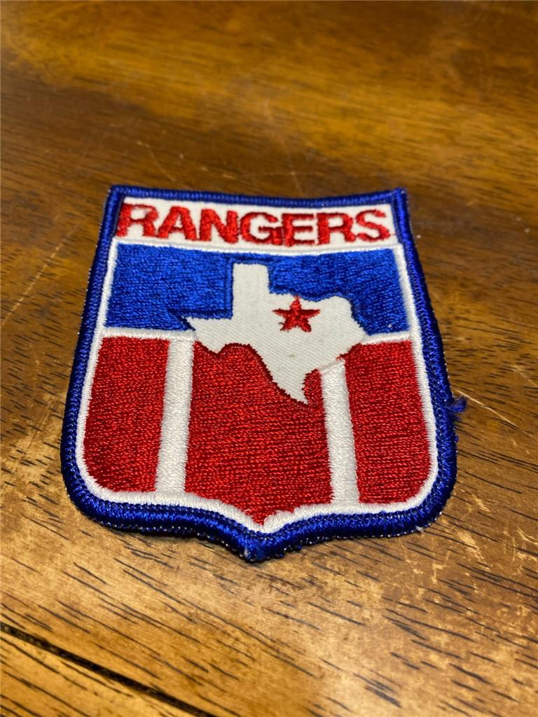 VINTAGE EARLY 1970'S TEXAS RANGERS BASEBALL UNIFORM ARM PATCH 3" RED