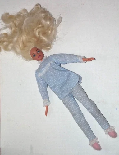 Vintage Bedtime Barbie Doll Soft Body Barbie Blue Dot Pajama's Mattel 11" B106