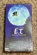 E.T. ET the Extra Terrestrial 1988 VHS Sealed MCA Watermark Green Flap