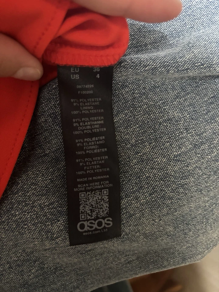 ASOSWomen's Red Puff Sleeve Midi Pencil Dress - Image 4 of 4