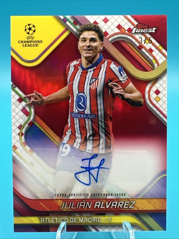 JULIAN ALVAREZ PSA 7 2024-25 TOPPS FINEST UCC #BA-AL AUTO RED REFRACTOR /5