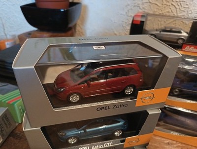 1/43 Kastenmodell Minichamps Händlerbox Opel Zafira B