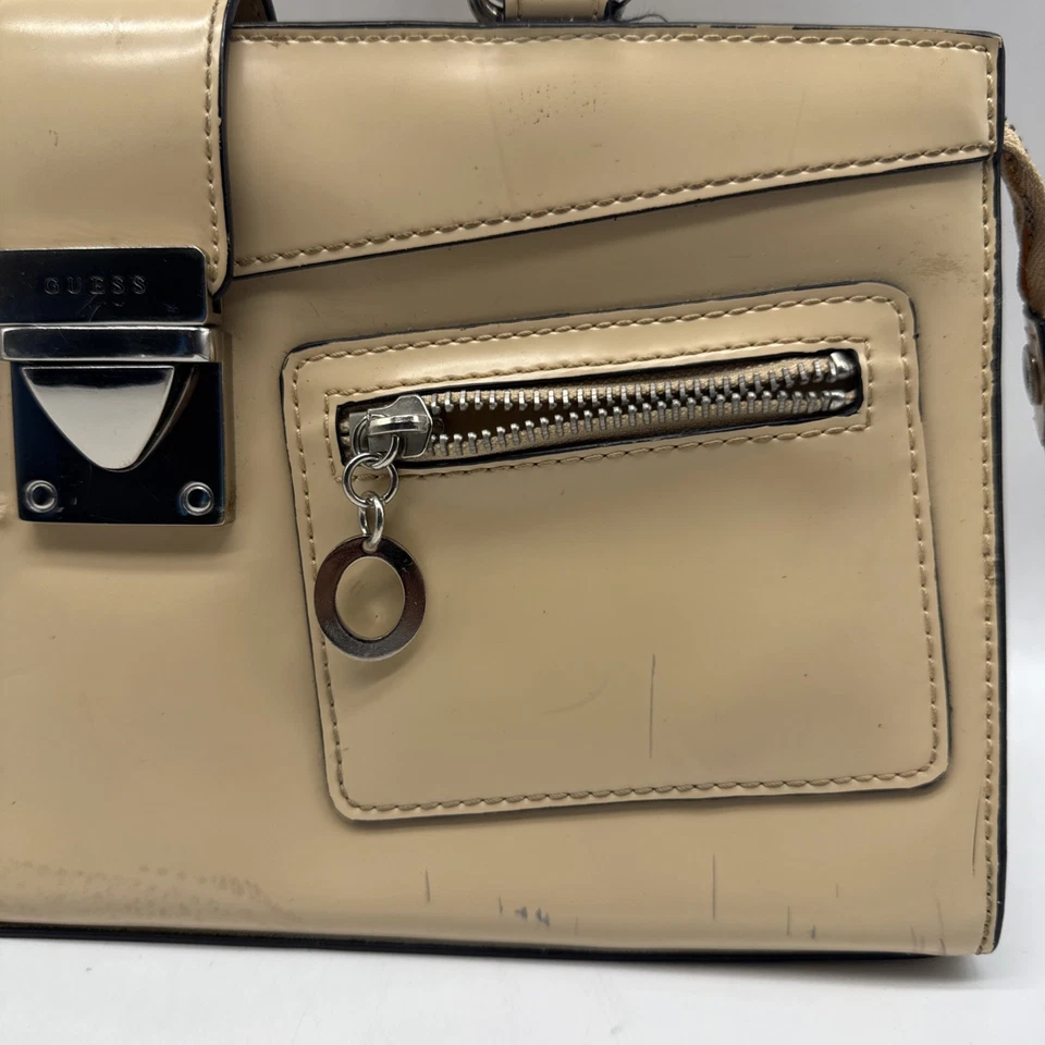 De Colección Guess Cartera Mujer Bolso de Mano Cuero Tostado Charol Mango Superior Hebilla Y2K Foto 3 de 4