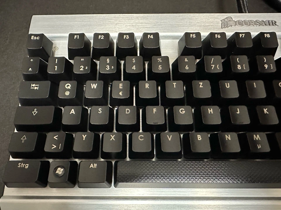 Corsair Vengeance K60 Keyboard - Bild 2 von 4