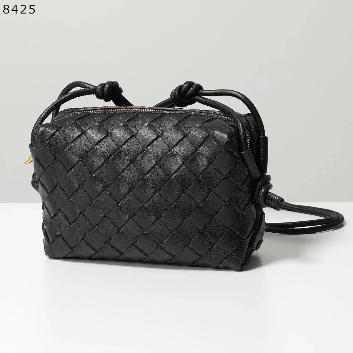 Bottega Veneta — BOTTEGA VENETA Mini Loop Shoulder Bag Women Intrecciato Leather Bag Black only