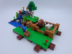 LEGO Minecraft The Farm 21114 (6092426)