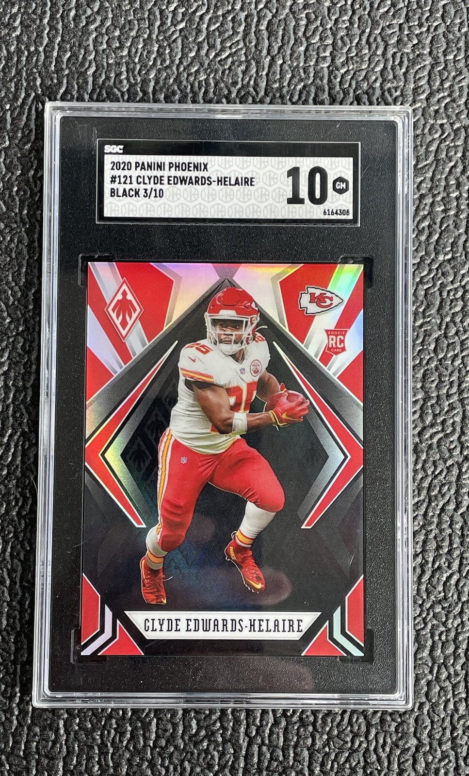 🔥CLYDE EDWARDS-HELAIRE 2020 PHOENIX BLACK REFRACTOR ROOKIE SGC 10 #d /10!🔥