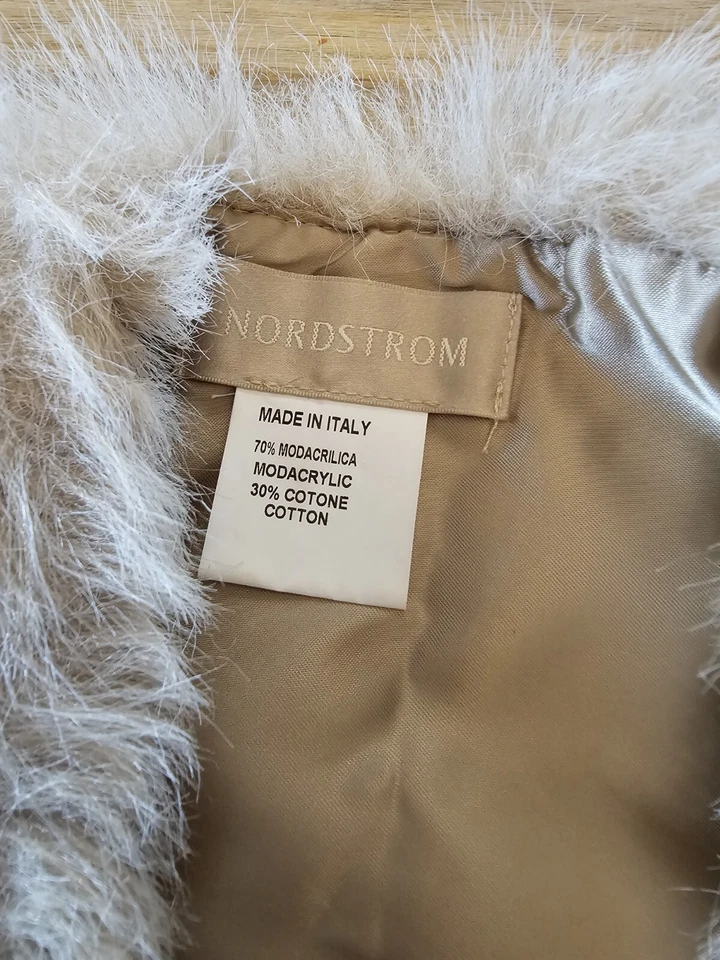 Nordstrom Estola de Piel Sintética Talla Única Vacaciones Forrada de Satén Glamour Corbata Envoltura Terciopelo Italia Foto 2 de 4