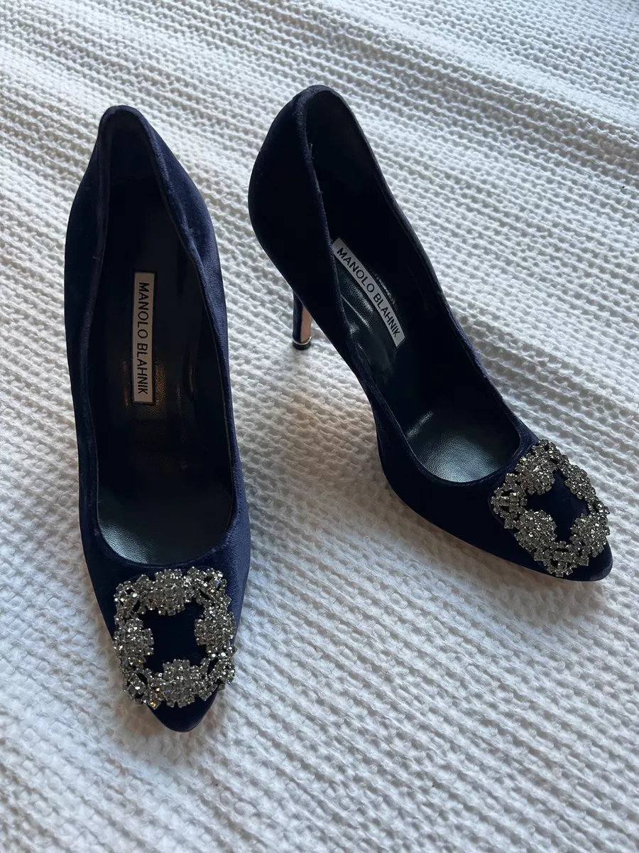 New! Manolo Blahnik Hangisi 105 Black Velvet Crystal Jewel Buckle