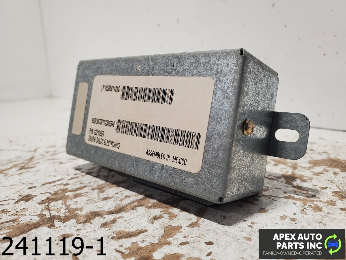 OEM 2004-2008 Chrysler Pacifica 4.0L Radio Control Module