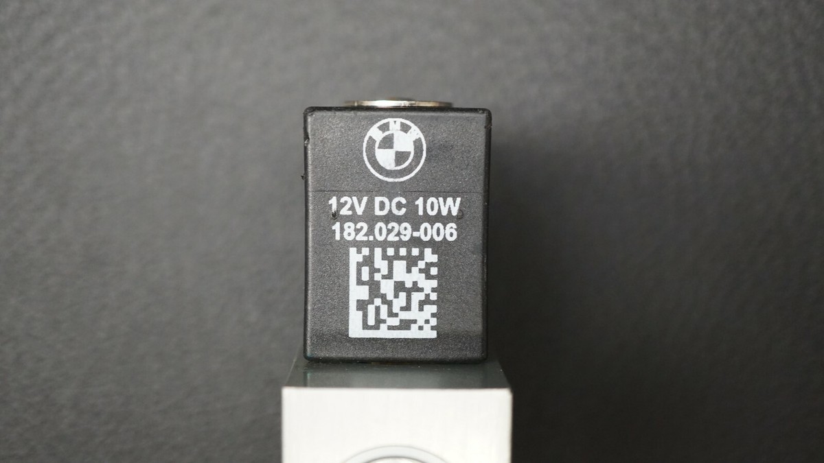 GENUINE BMW X5 F15 2013-2018 SHUT OFF VALVE 6826231 / 64506826231 