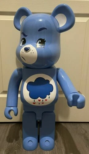 Figurines et statues jouets de designer et urban vinyl bearbrick
