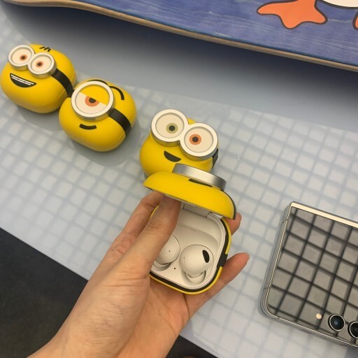 Minions Bob X Samsung Galaxy Buds 2 Pro Live Authentic Case