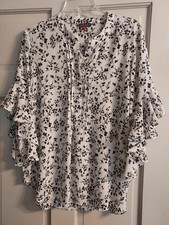 Vince Camuto White/Black Floral Tunic, Flutter Sleeves, Size L
