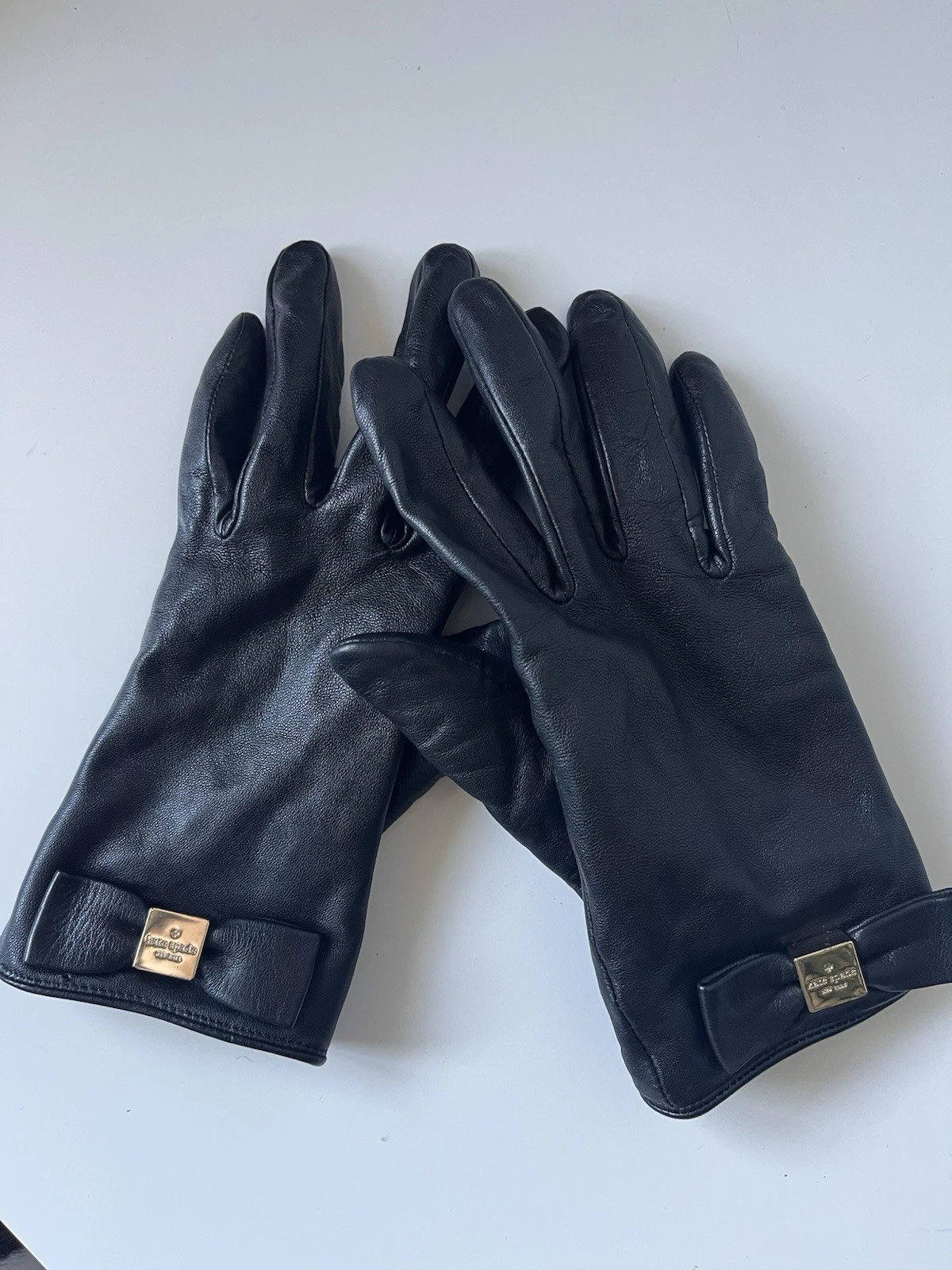 Kate Spade Soft Black Leather Gloves w/ Bow Detailing XS/S