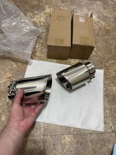 "Puntas de escape de una sola salida de acero inoxidable de 2,5"" entrada a salida de 4""", 2 piezas"
