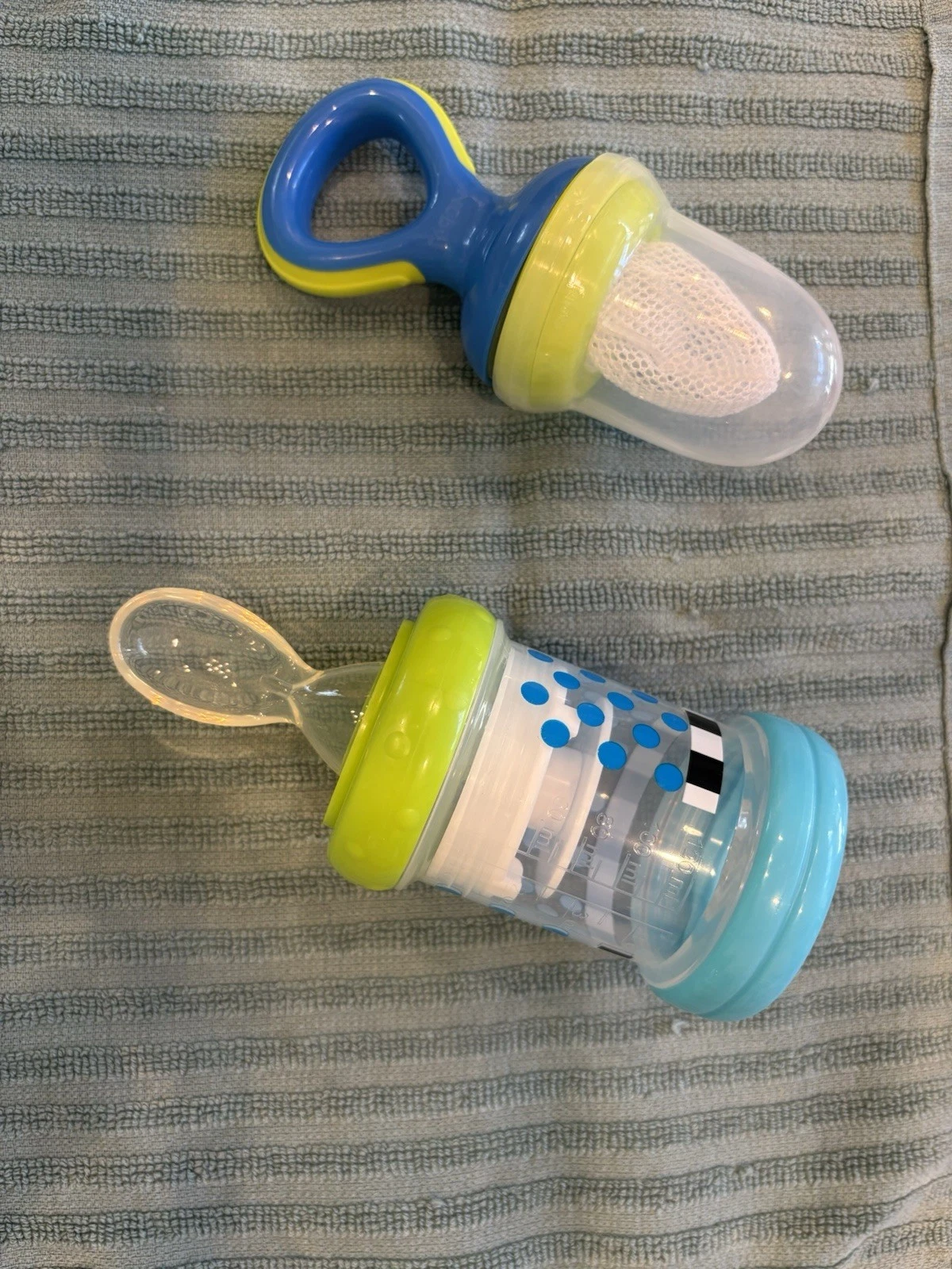 INFA-FEEDER 4oz Blue Sassy Cereal Food Bottle And Nuby Fruit Feeder