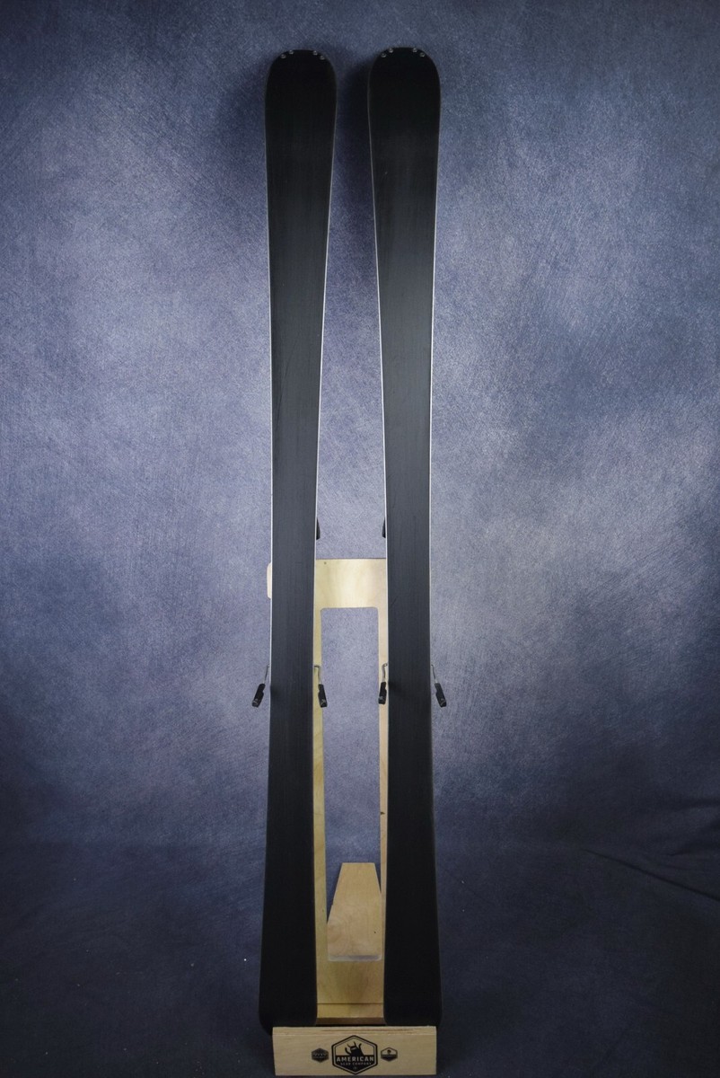 s-l1200.jpg s-l1200.jpg