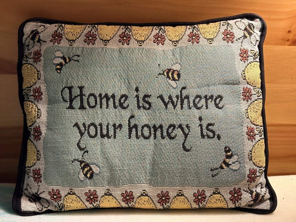 Vtg Needlepoint Small Throw Pillow Cross Stitch Honey Bee Home Floral Decor - Image 3 of 4
