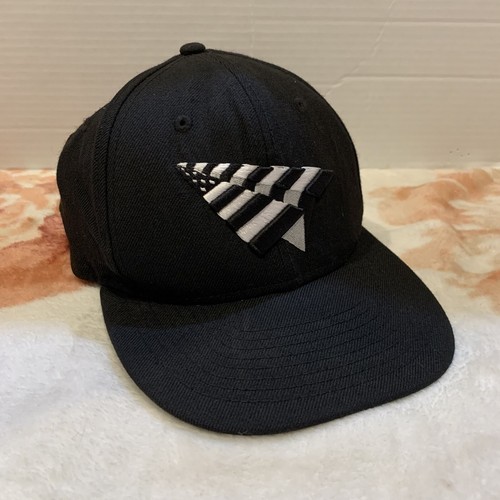 RARE New Era Roc Nation Paper Plane 