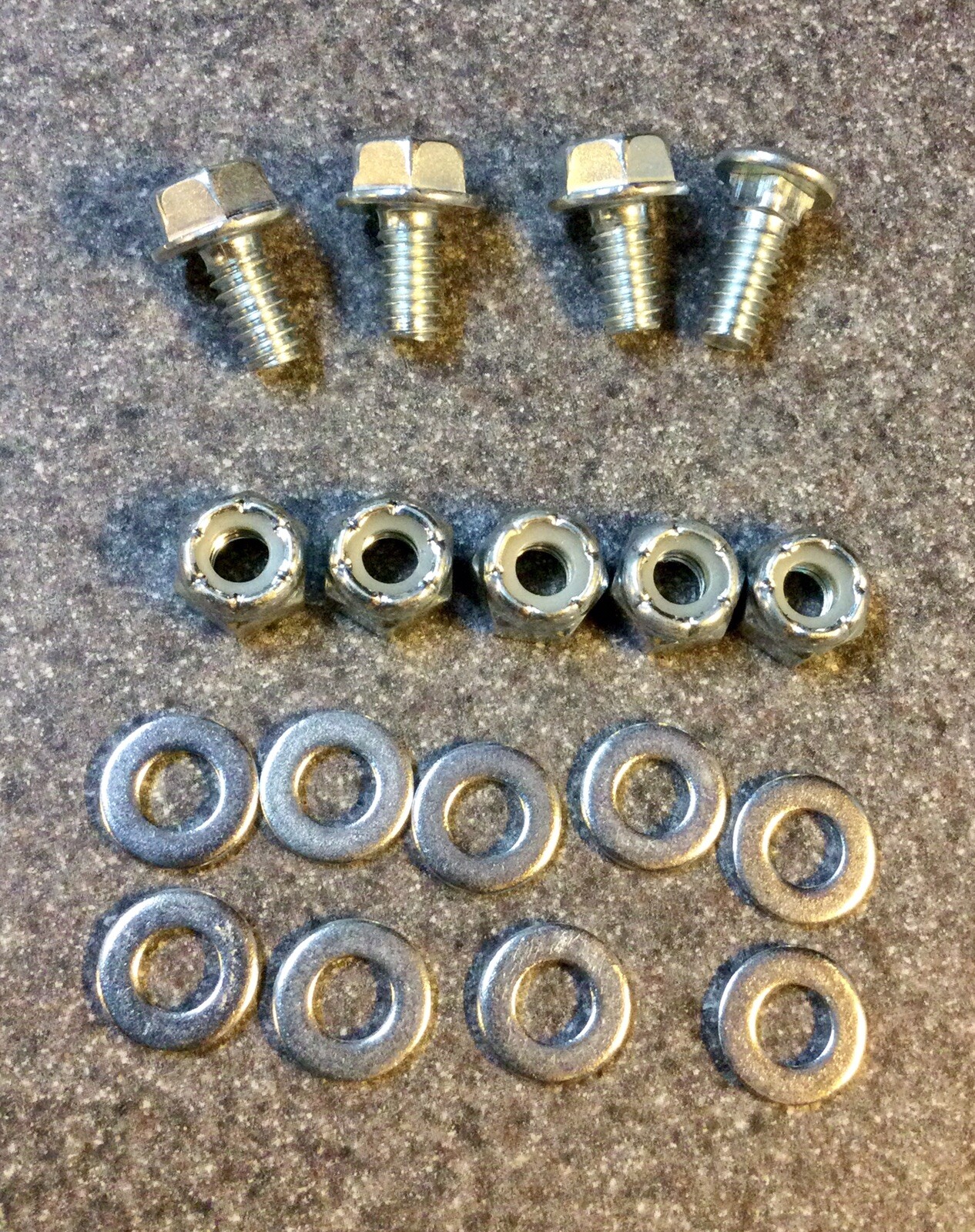 Swagman 64720 Upright Roof Mount Bike Rack Replacement Hardware Bolts/Nuts Only