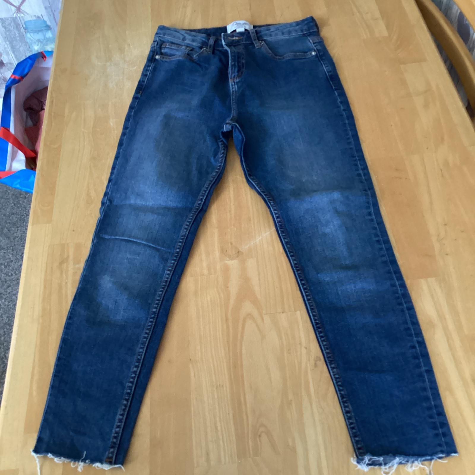 Picture 4 of 19
