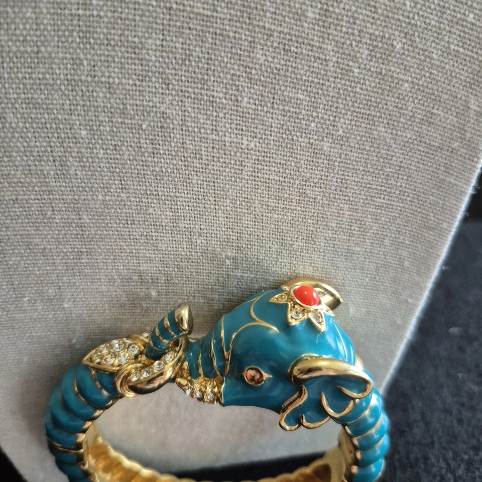 Rare Vtg Joan Rivers Blue Elephant Cuff. 7" Wrist - Image 2 of 4