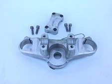 Suzuki GSR 600 GSXR 600 year 09 Triple Tree Top