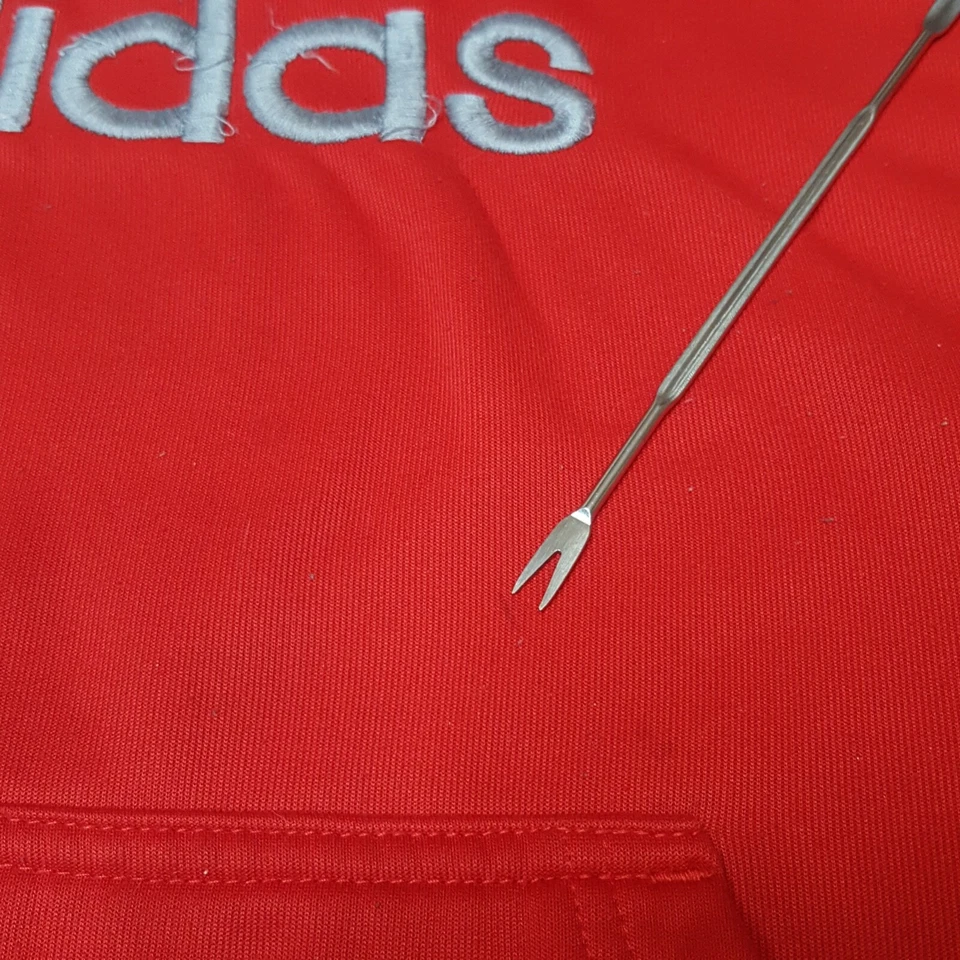 Adidas Size L 14/16 Boys Hoodie Pullover Red - Imagem 2 de 4