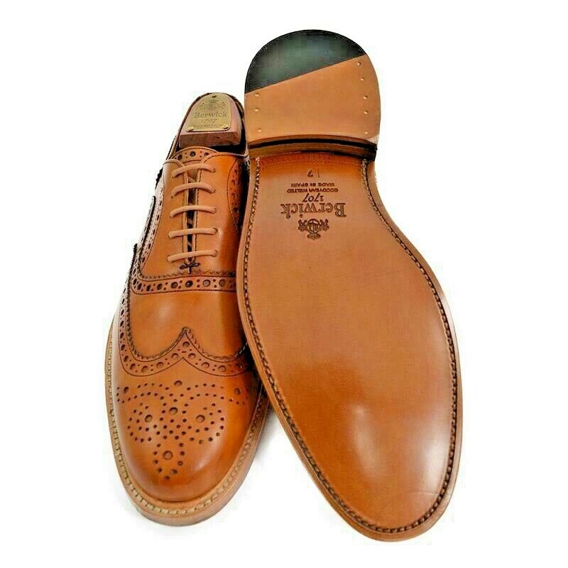 Men's Tan Leather Berwick Oxford Brogue 2817 with Goodyear Welted Sole