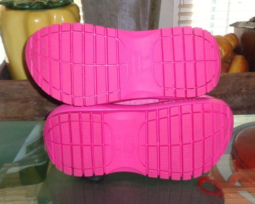 Classic Crocs Mega Crush Clogs Juicy Pink Size Fits - M7 - W9 - Picture 6 of 7