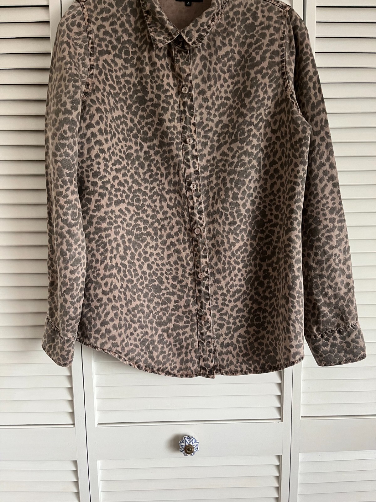 Monrow Mini Leopard Basic Shirt brown women’s med… - image 4