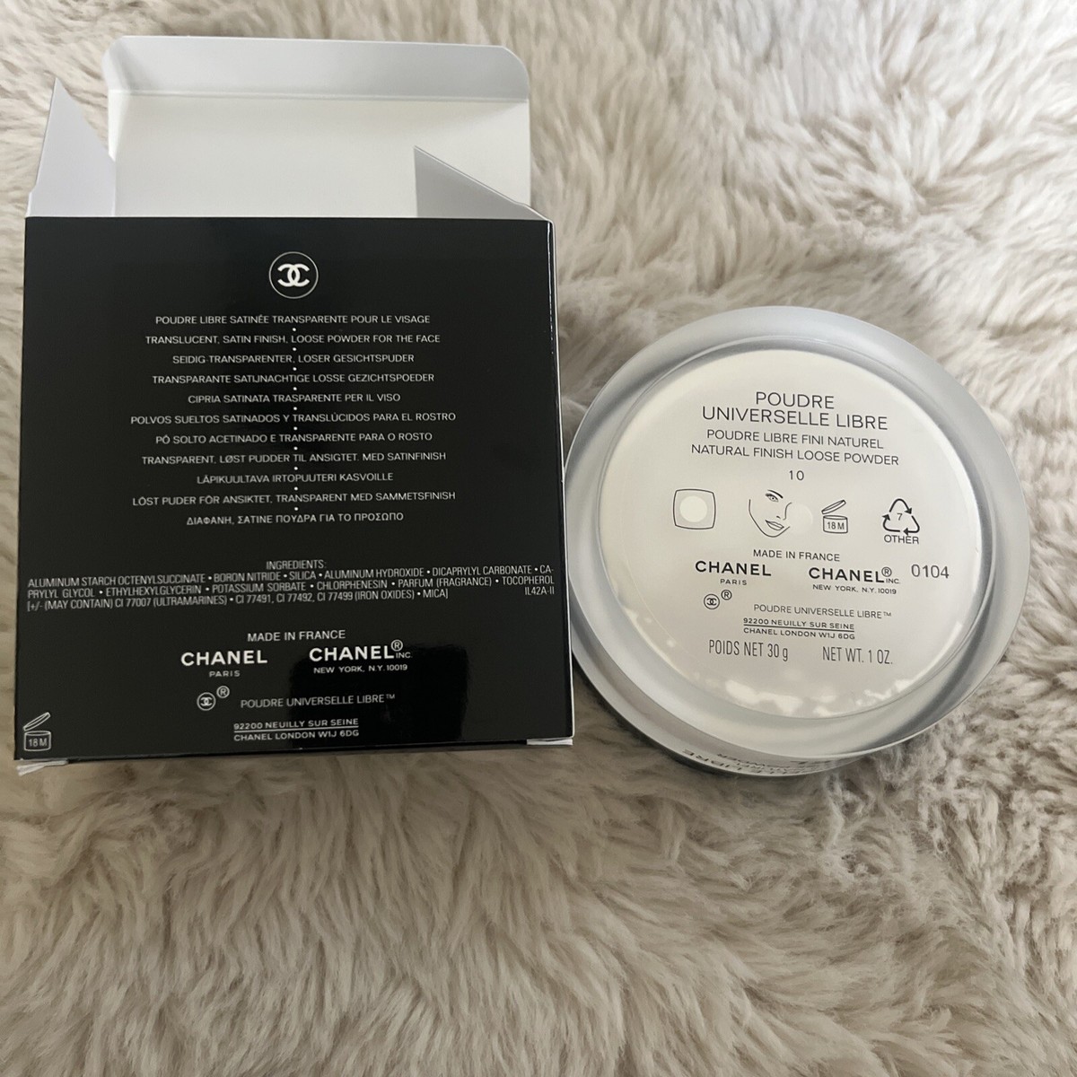 Chanel Poudre Universelle Libre Natural Finish Lose Powder