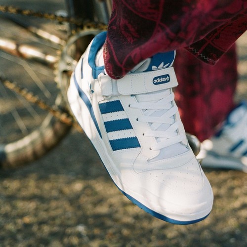 ADIDAS ORIGINALS FORUM LOW Footwear White Team Royal Blue FY7756 US 8 | eBay