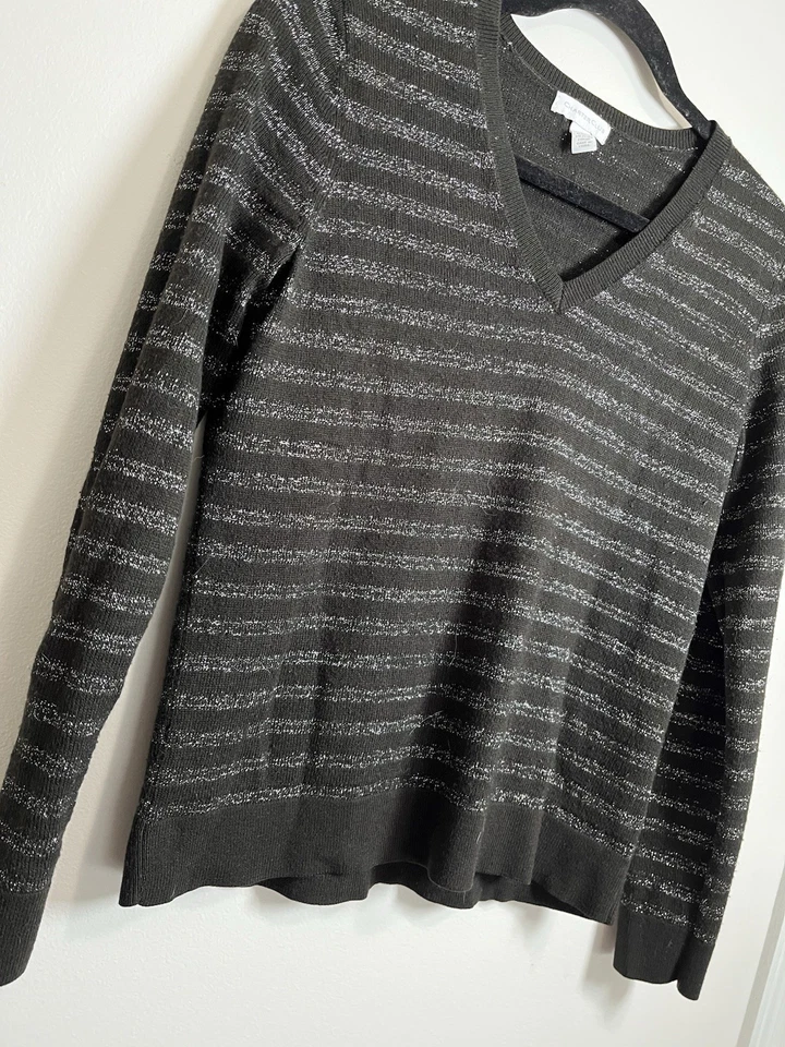 CHARTER CLUB Pullover Silver Shimmer Striped V-Neck Women’s Sweater Sz M EUC - Image 3 of 4