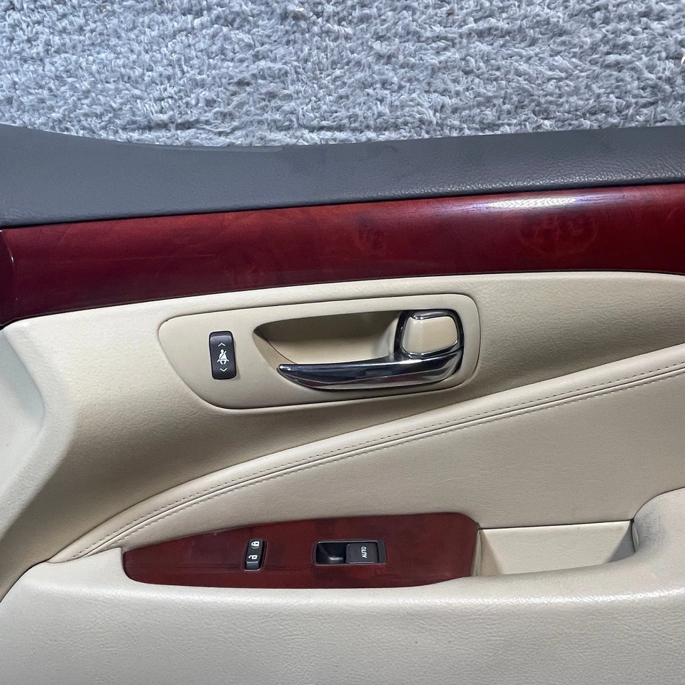 Panel de puerta interior delantero derecho del lado del conductor beige fabricante de equipos originales Lexus LS460 XF40 2007-2009 Foto 3 de 4