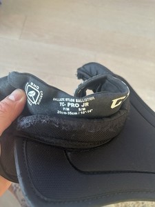 CCM TCG 900 Junior Goalie Neck Guard (0306-268)