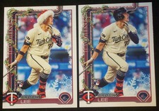(2) 2025 TOPPS HOLIDAY BASE & SANTA HAT VARIATION - BOOKS LEE RC - TWINS - NICE!